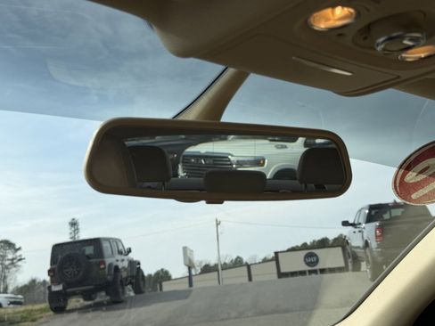 Used 2016 Audi A4 2.0T Premium w/ Audi MMI Navigation Plus image 26