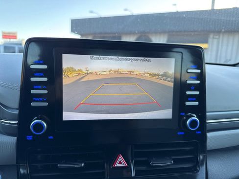 Used 2020 Hyundai Ioniq Blue image 19