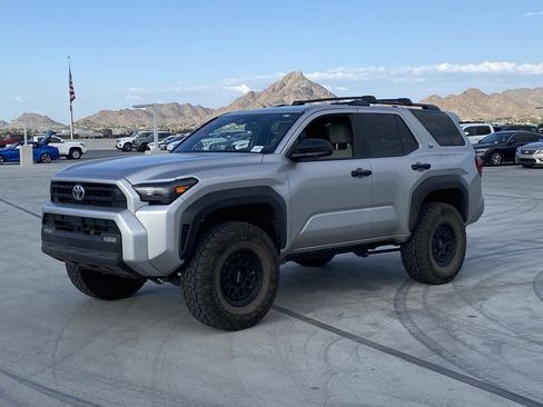 Used 2025 Toyota 4Runner SR5 image 4