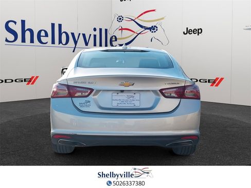 Used 2020 Chevrolet Malibu Premier image 3