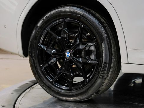 Used 2024 BMW X3 sDrive30i w/ M Sport Package RWD image 59