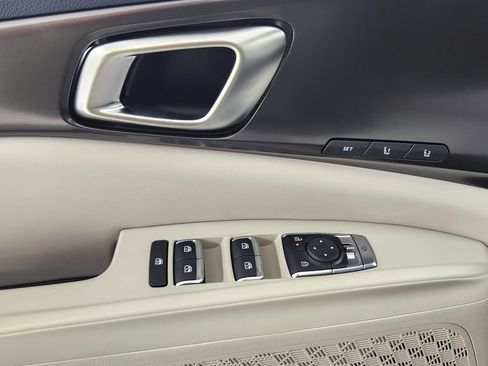 New 2027 Kia Carnival SX w/ Dark Edition Package FWD image 24