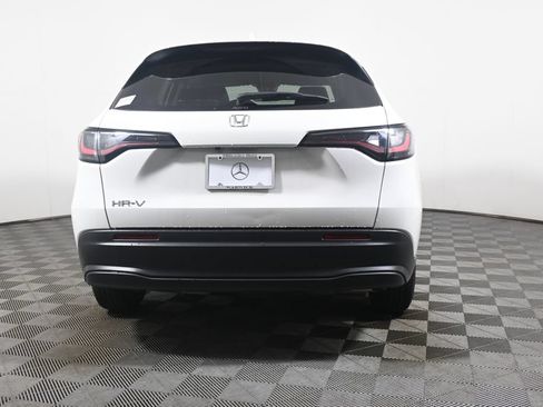 Used 2026 Honda HR-V LX image 6