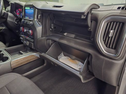 Used 2021 Chevrolet Silverado 1500 LT Trail Boss w/ Convenience Package II AWD/4WD image 35