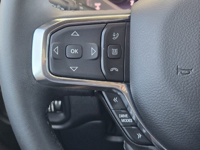 Used 2025 RAM 1500 Laramie AWD/4WD image 37