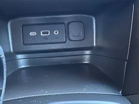 Used 2023 Chevrolet Equinox RS AWD/4WD image 23