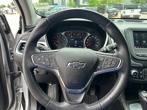 Used 2019 Chevrolet Equinox LT FWD image 19
