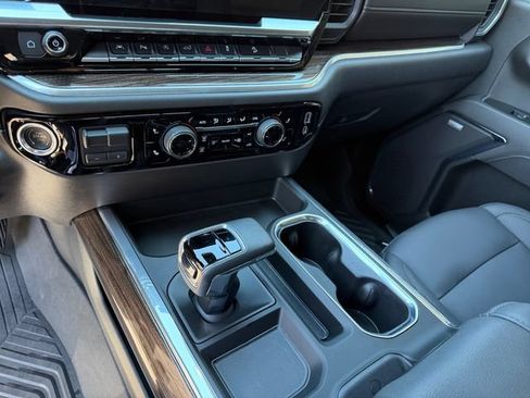 Certified 2026 Chevrolet Silverado 1500 LT Trail Boss w/ LT Trail Boss Premium Package AWD/4WD image 18