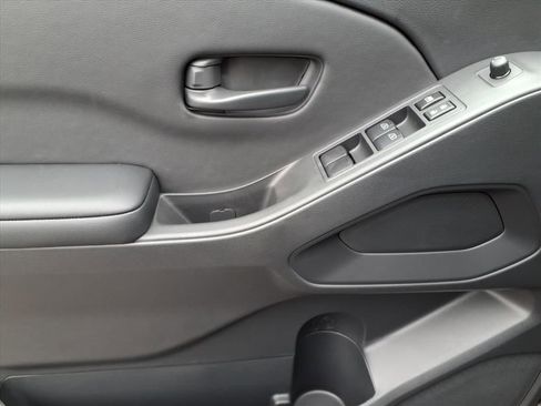 New 2026 Nissan Frontier SV w/ SV Convenience Package image 8