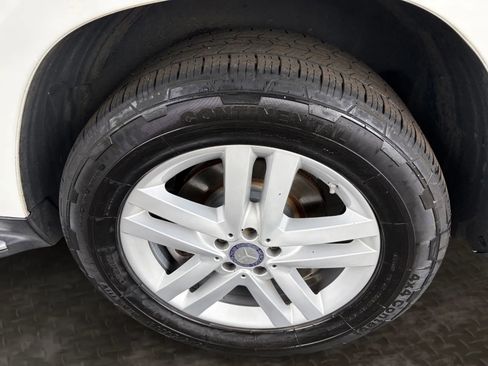 Used 2014 Mercedes-Benz GL 450 4MATIC image 22