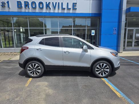 Used 2021 Buick Encore Preferred w/ Safety Package AWD/4WD image 9