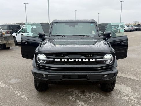 New 2025 Ford Bronco Outer Banks image 21