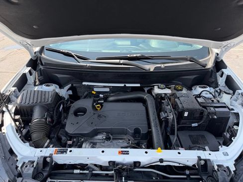 Certified 2023 Chevrolet Equinox LT AWD/4WD image 19