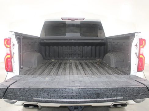 Used 2023 Chevrolet Silverado 1500 High Country w/ High Country Premium Package AWD/4WD image 11