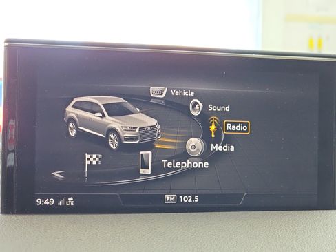 Used 2018 Audi Q7 3.0T Prestige image 22