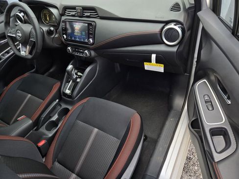 New 2025 Nissan Versa SR w/ Trunk Package image 7