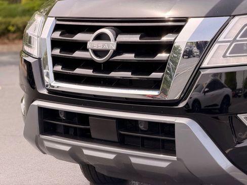 Used 2024 Nissan Armada SV AWD/4WD image 10