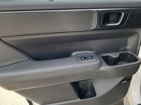 Used 2025 Hyundai Santa Fe Calligraphy FWD image 12