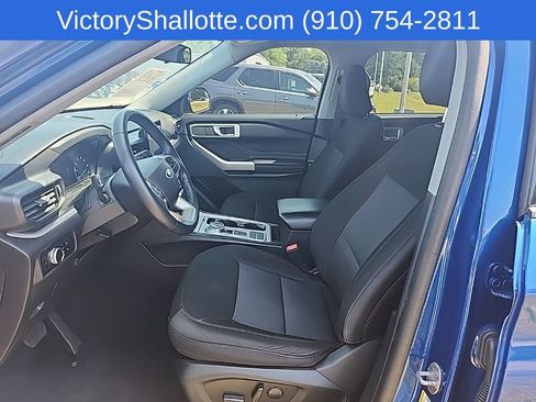 Used 2023 Ford Explorer XLT RWD image 17