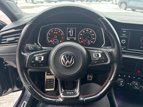 Used 2019 Volkswagen Jetta GLI image 13