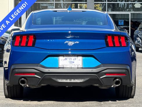 Used 2024 Ford Mustang Coupe image 5