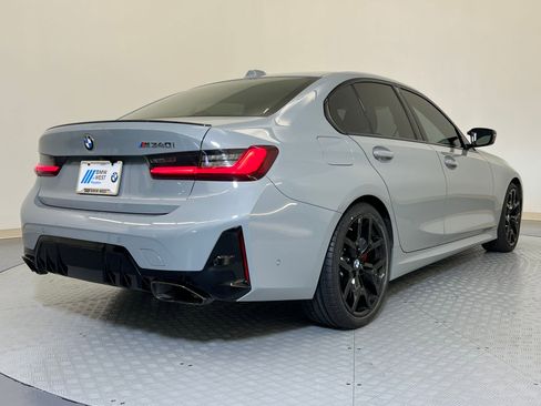 Used 2025 BMW M340i w/ Parking Assistance Package image 9