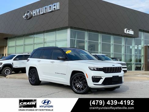 Used 2024 Jeep Grand Cherokee Summit w/ High Altitude Package AWD/4WD image 1