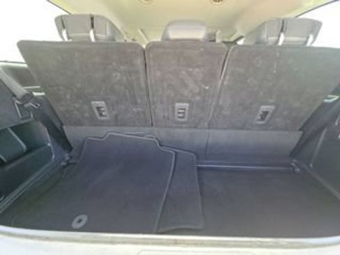 Used 2025 Ford Expedition Active AWD/4WD image 11