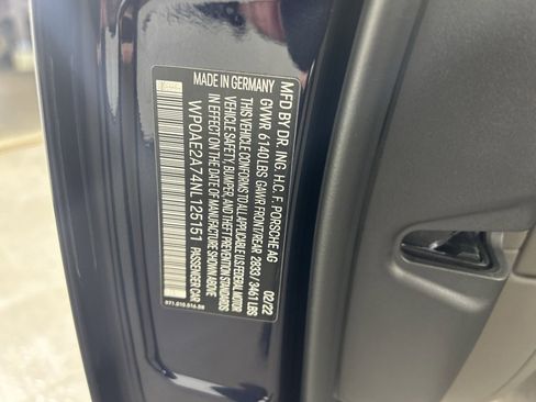 Certified 2022 Porsche Panamera 4 Platinum Edition image 30