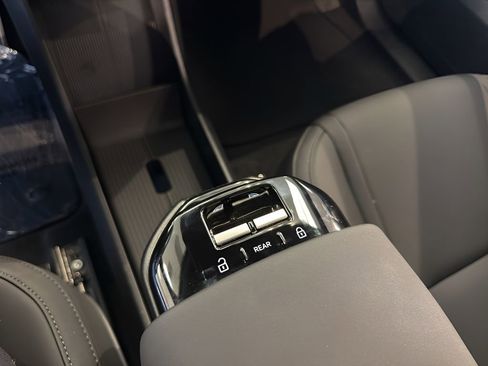 New 2026 Volvo EX30 Ultra w/ Protection Package image 15