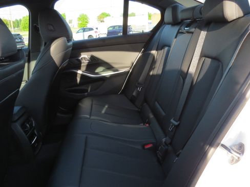 New 2025 BMW 330i xDrive Sedan w/ Convenience Package image 9