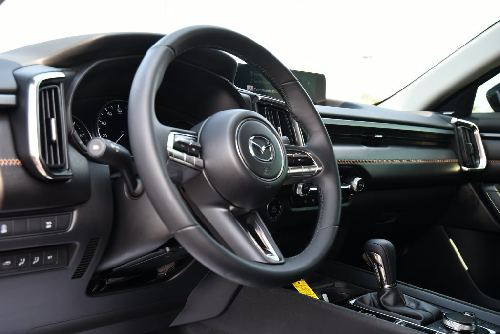 Used 2025 MAZDA CX-50 AWD 2.5 S w/ Premium Plus Pkg image 15
