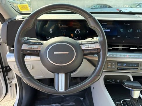 Used 2024 Hyundai Kona SEL AWD/4WD image 18