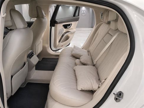 Used 2023 Mercedes-Benz EQS 450+ Sedan image 8