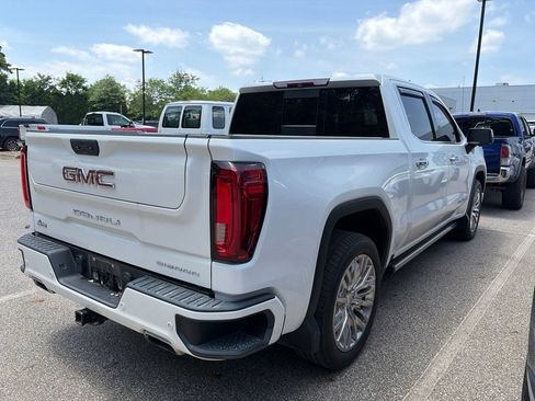 Used 2019 GMC Sierra 1500 Denali w/ Denali Ultimate Package AWD/4WD image 9