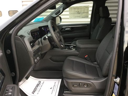 New 2026 Chevrolet Tahoe Z71 w/ Comfort Package AWD/4WD image 8