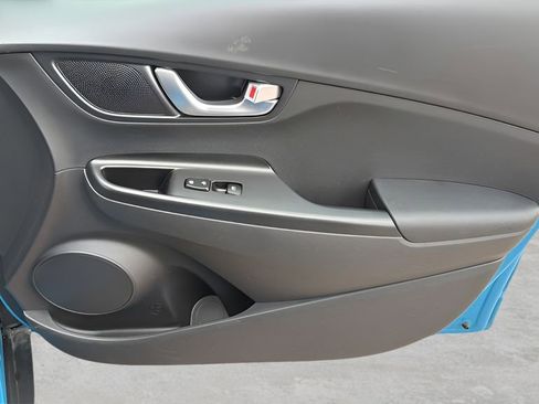 Used 2023 Hyundai Kona SEL w/ Convenience Package image 11