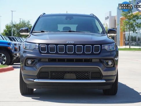 Certified 2022 Jeep Compass Limited image 2