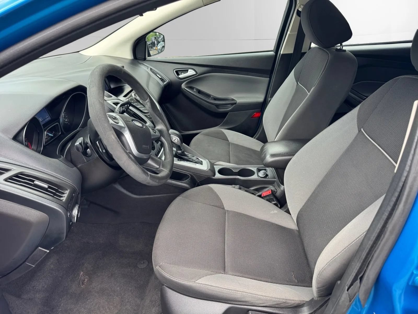 Used 2014 Ford Focus SE FWD image 14