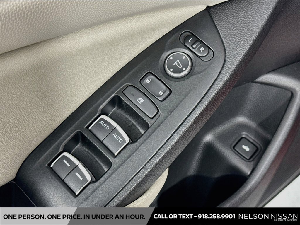 Used 2021 Honda Accord Touring image 18