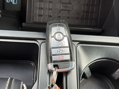 Used 2023 Ford F150 Lariat AWD/4WD image 15