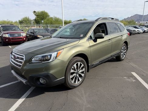 Used 2016 Subaru Outback 2.5i Limited AWD/4WD image 3