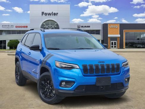 Used 2023 Jeep Cherokee Altitude Lux image 1