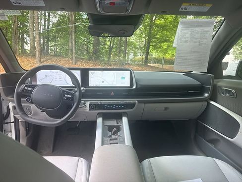 Used 2024 Hyundai Ioniq 6 SEL AWD/4WD image 23