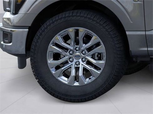 New 2025 Ford F150 Lariat w/ Equipment Group 502A High image 41