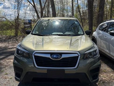 Used 2021 Subaru Forester AWD/4WD image 2