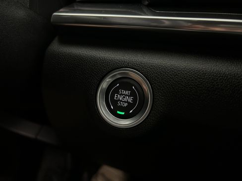 Used 2025 GMC Terrain Elevation AWD/4WD image 11