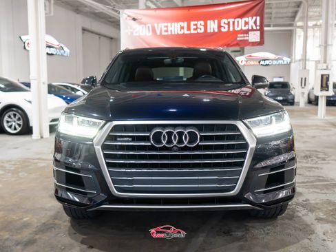 Used 2017 Audi Q7 3.0T Premium Plus w/ Premium Plus Package image 2