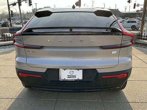 Certified 2023 Volvo C40 P8 Recharge Plus image 9