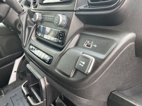 Used 2026 RAM ProMaster 2500 w/ Safety Group FWD image 12